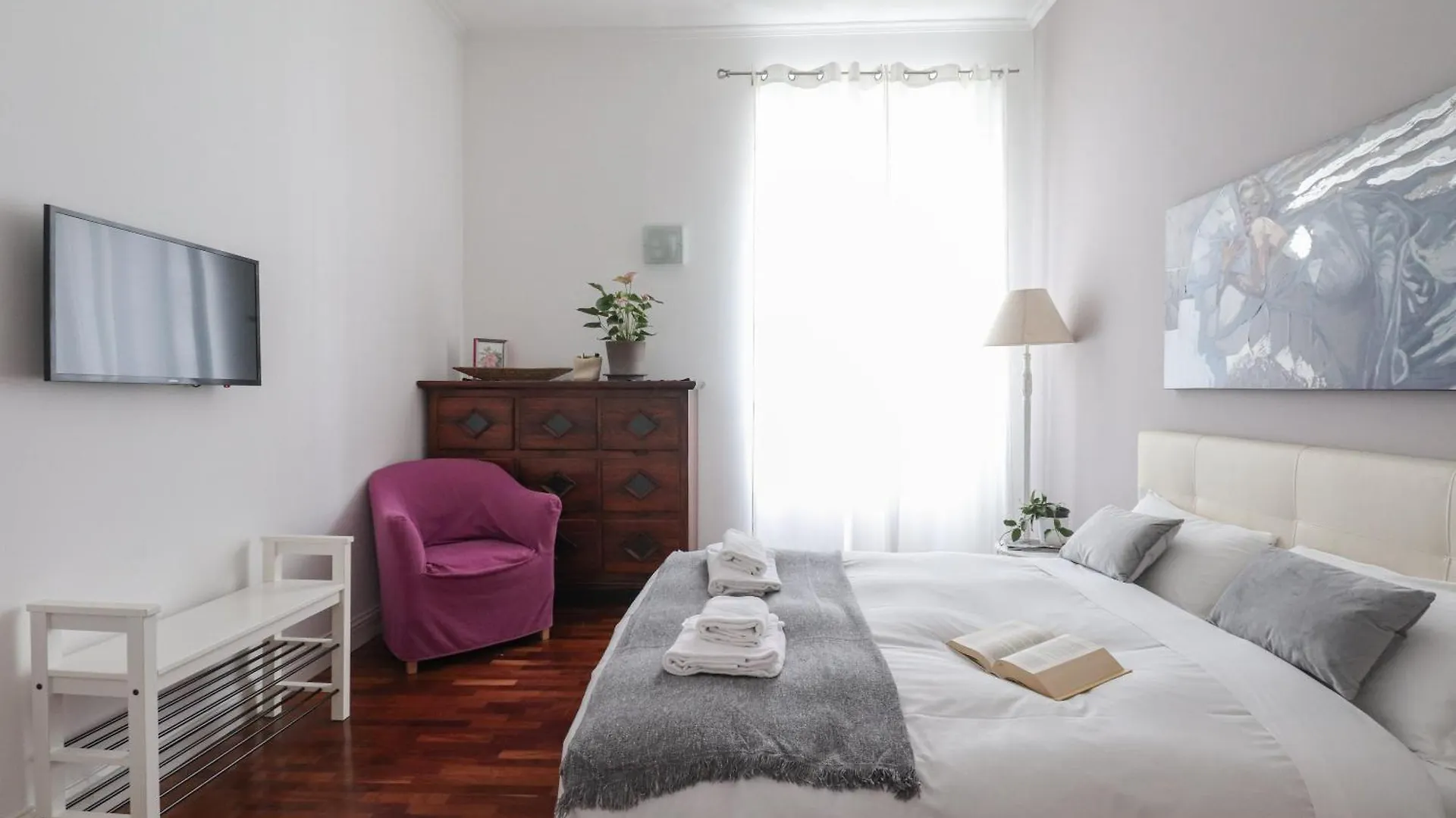 Luxury And Elegant Apartment Rome Vatican Italy